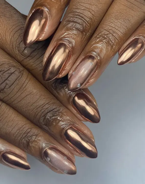 Beautiful bronze chrome with feature nails
