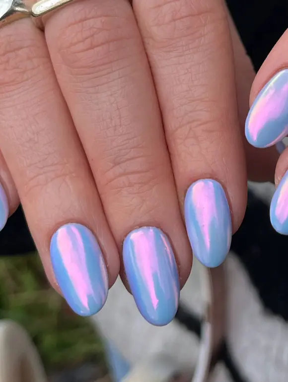 Pink and purple oyster chrome nails
