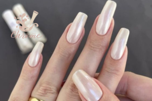 Ultimate Guide to Vanilla Chrome Nails