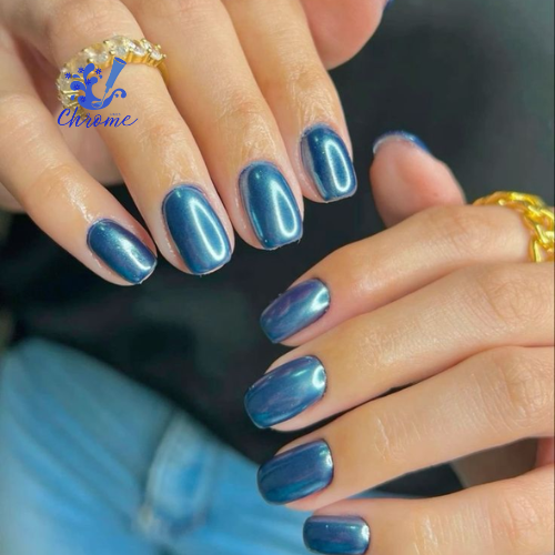 blue chrome nails