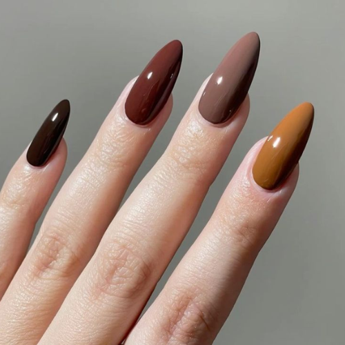 brown chrome nails