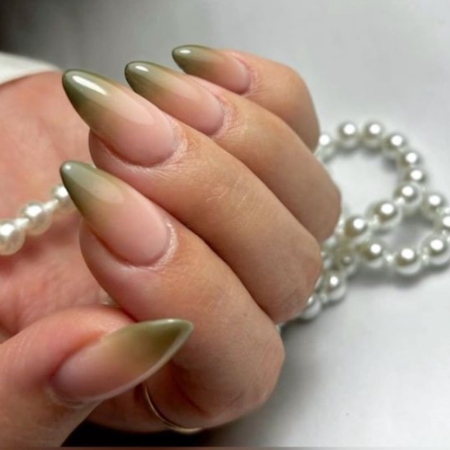 green chrome nails