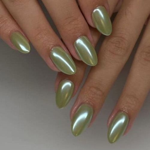 green chrome nails