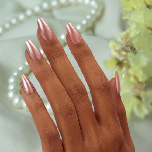 Pearl chrome nails