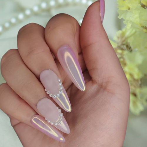 Pearl chrome nails