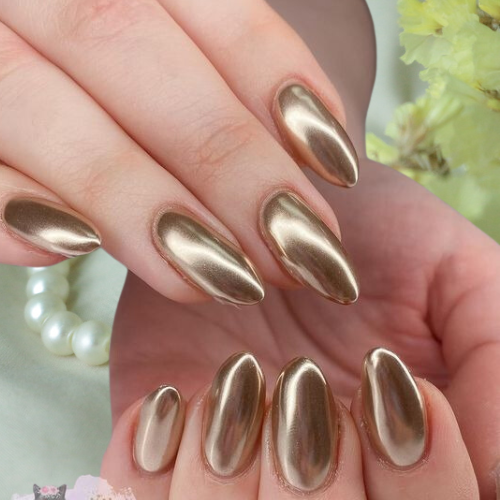 Pearl chrome nails